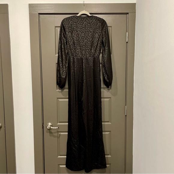 Missguided Cheetah Satin Jumpsuit - Picture 6 of 11